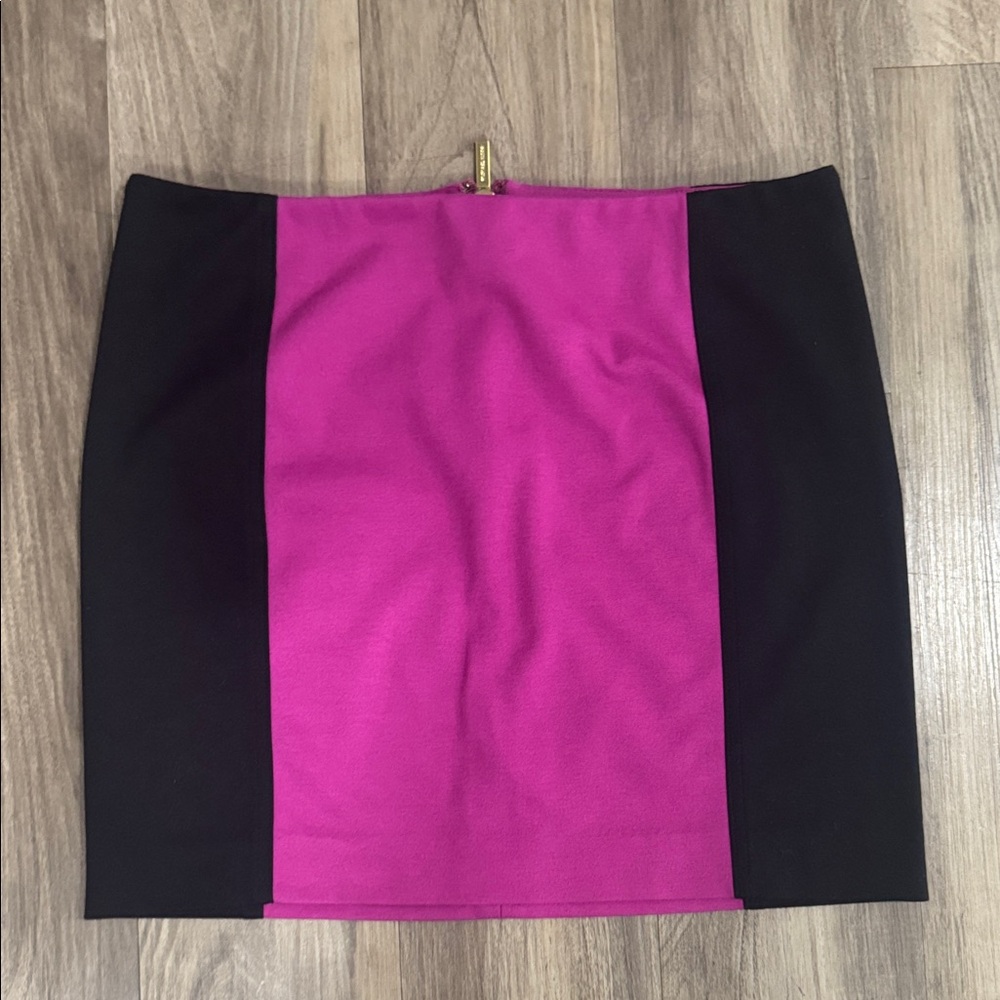 MICHAEL Michael Kors Pink and Black Pencil Skirt